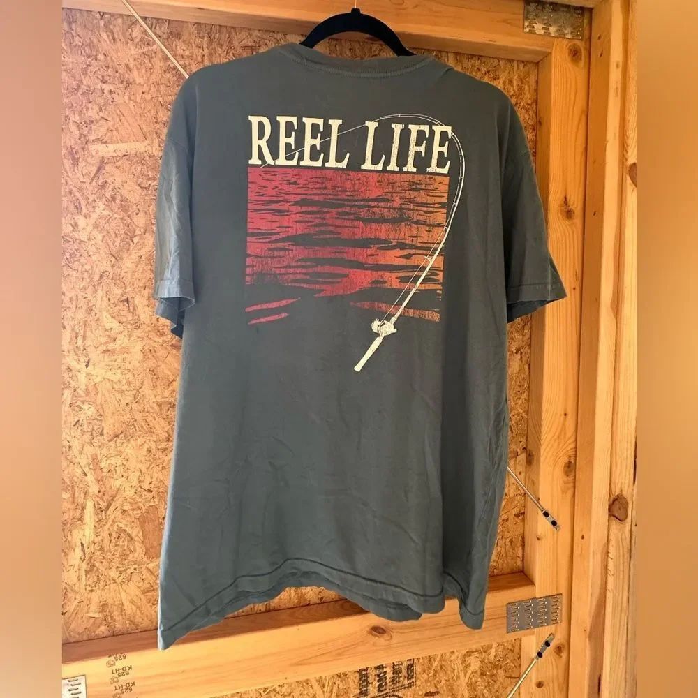 Reel Life Men's Charcoal Graphic Tee